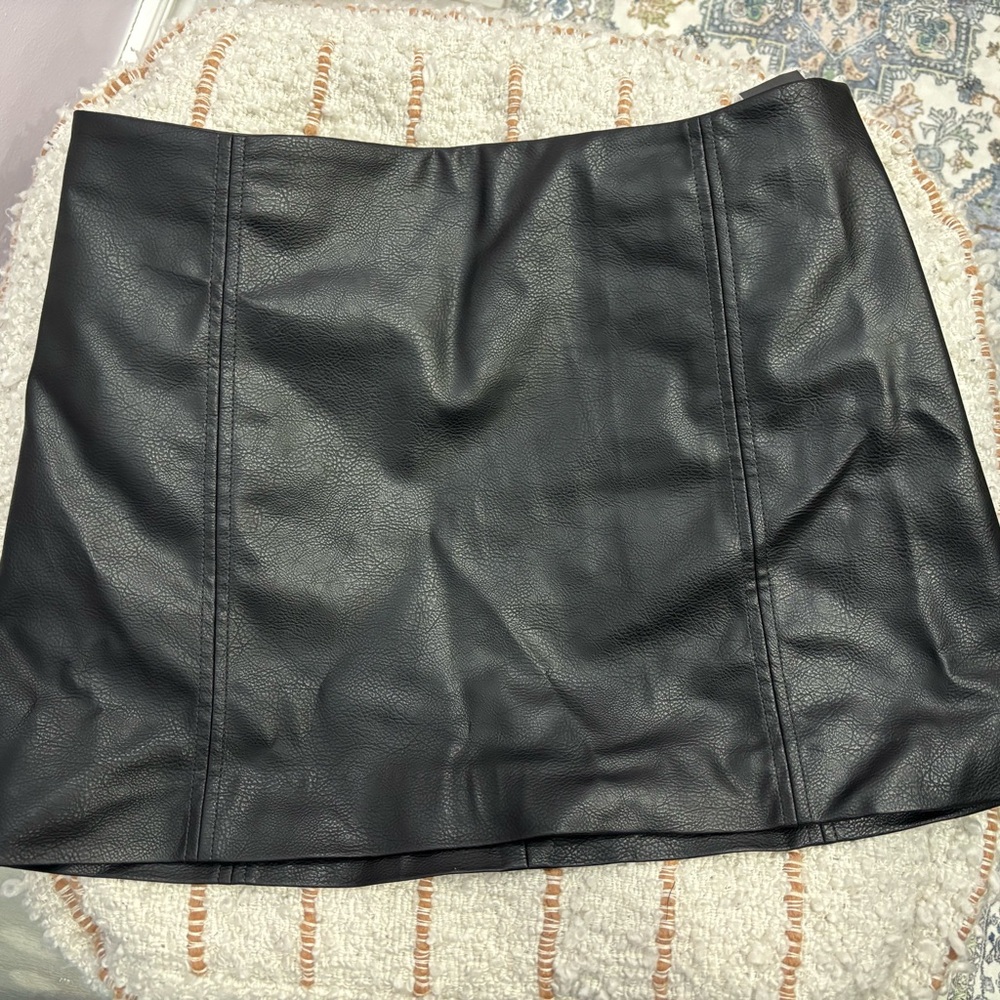 H&M Black Faux Leather Mini Skirt